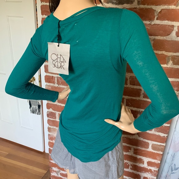 Chaser cut out high low long sleeve t shirt XS - Picture 5 of 12